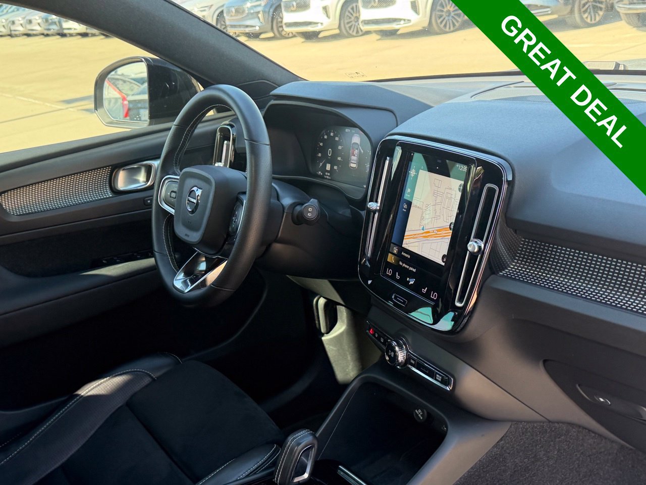 Used 2021 Volvo XC40 T5 R-Design w/ Advanced Package AWD/4WD image 38