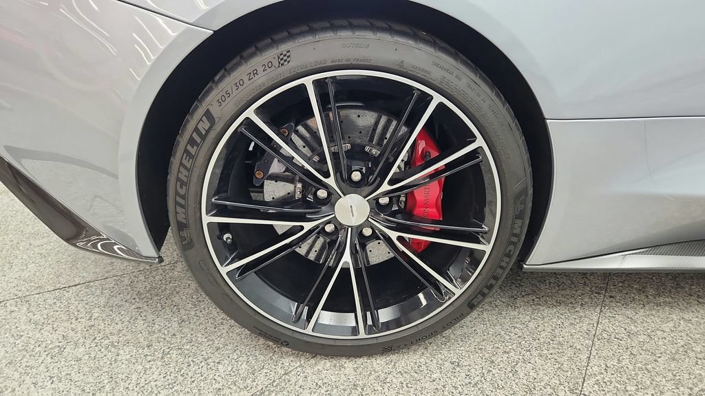 Used 2014 Aston Martin Vanquish Coupe RWD image 62