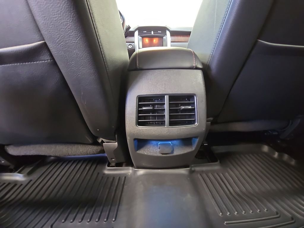 Used 2012 Ford Edge Limited image 29