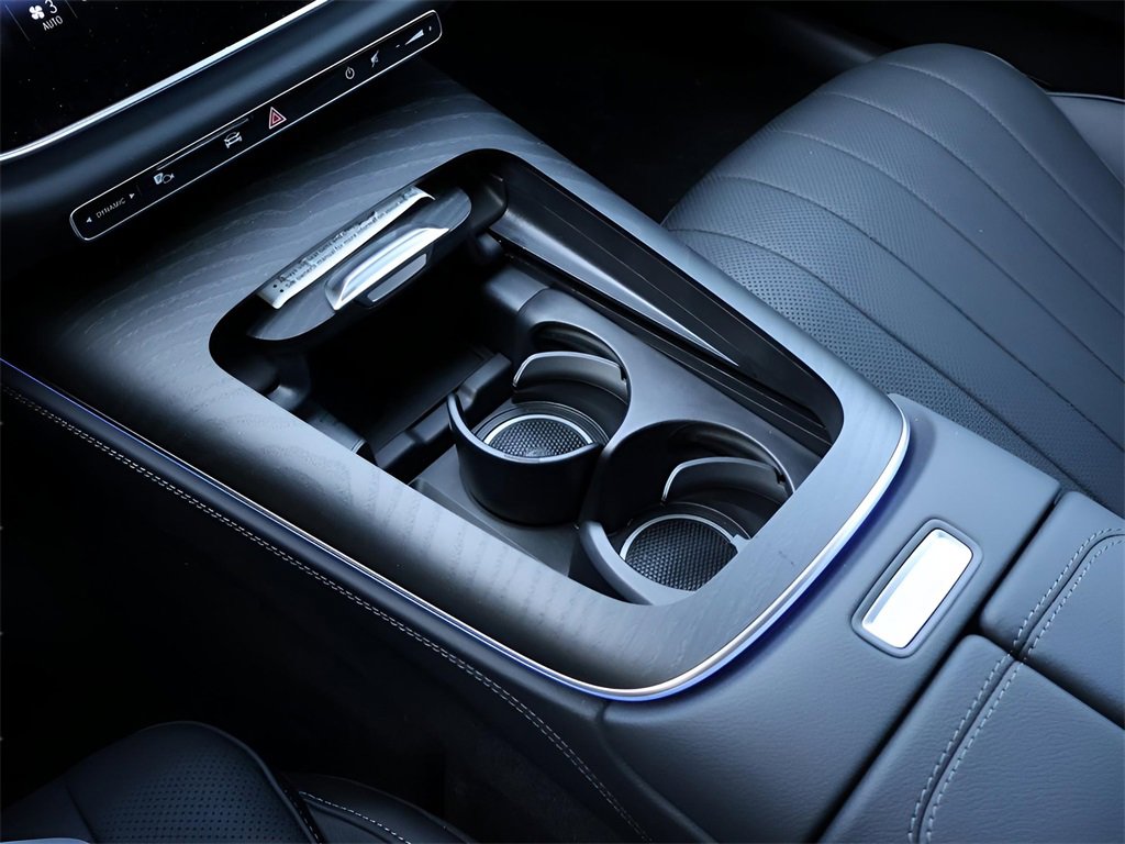 Certified 2025 Mercedes-Benz E 350 4MATIC Sedan image 28