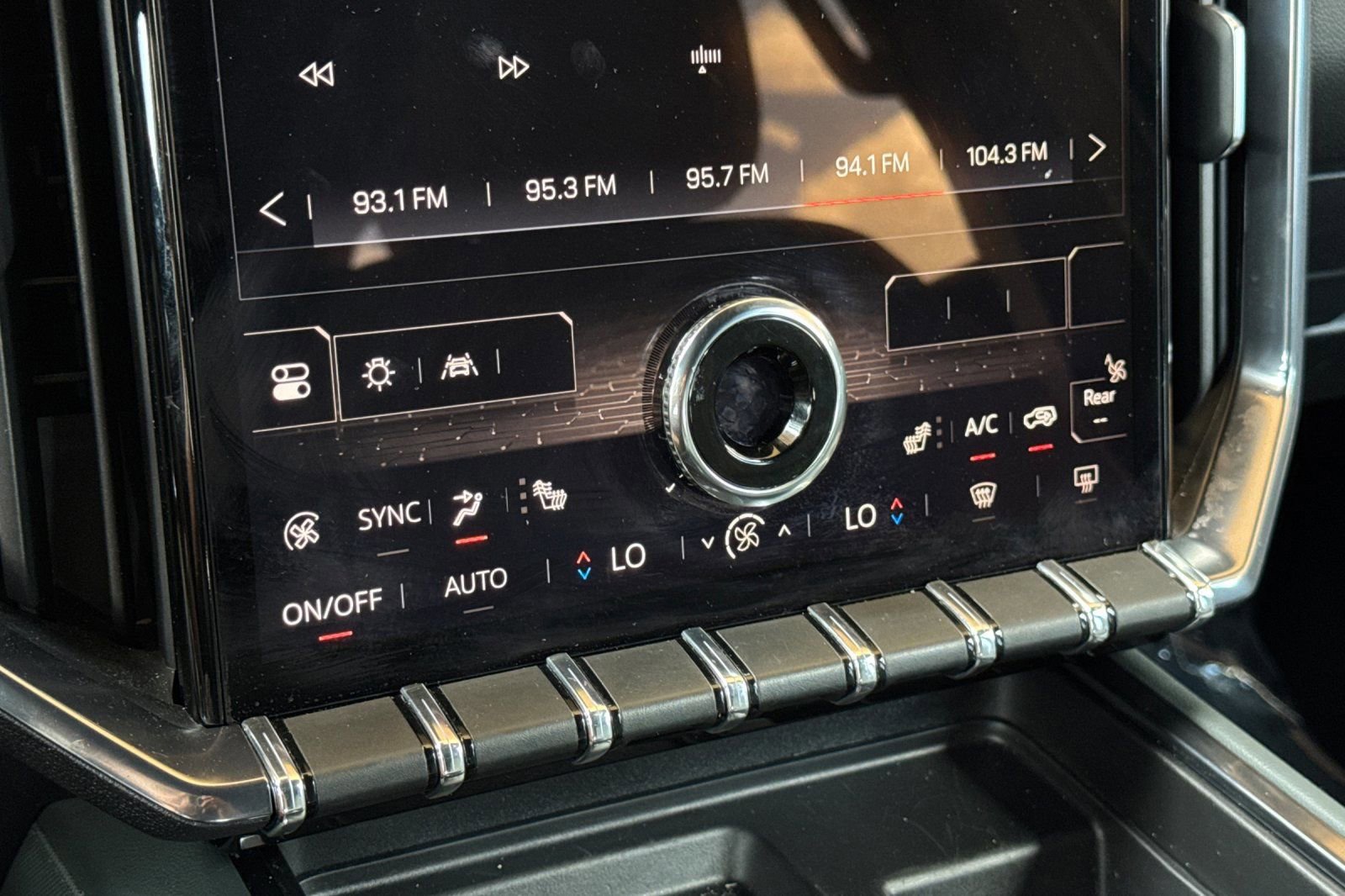 Certified 2024 GMC Acadia AT4 AWD/4WD image 23