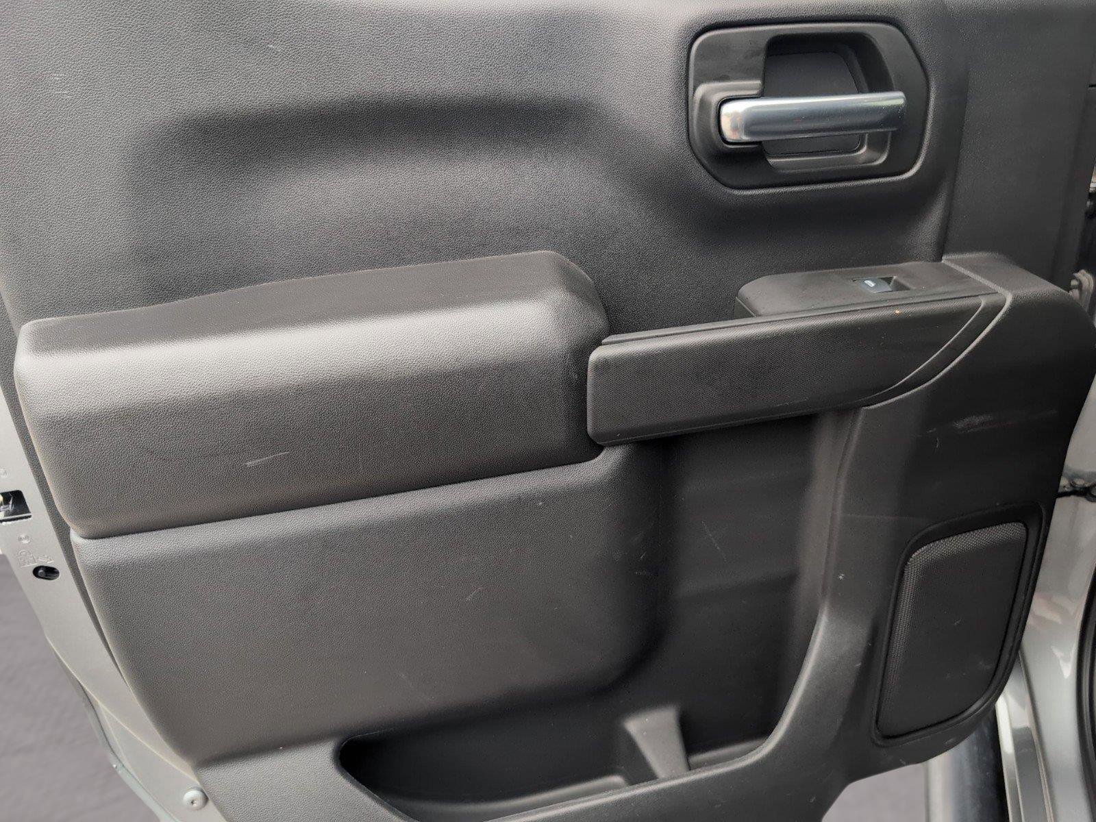 Certified 2025 Chevrolet Silverado 1500 Custom w/ LPO, Dark Essentials Package image 30