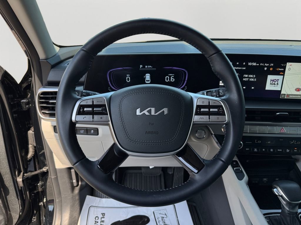 Used 2025 Kia Telluride S FWD image 19
