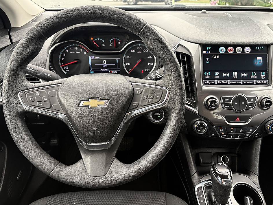 Used 2017 Chevrolet Cruze LT w/ Sun And Sound Package FWD image 12