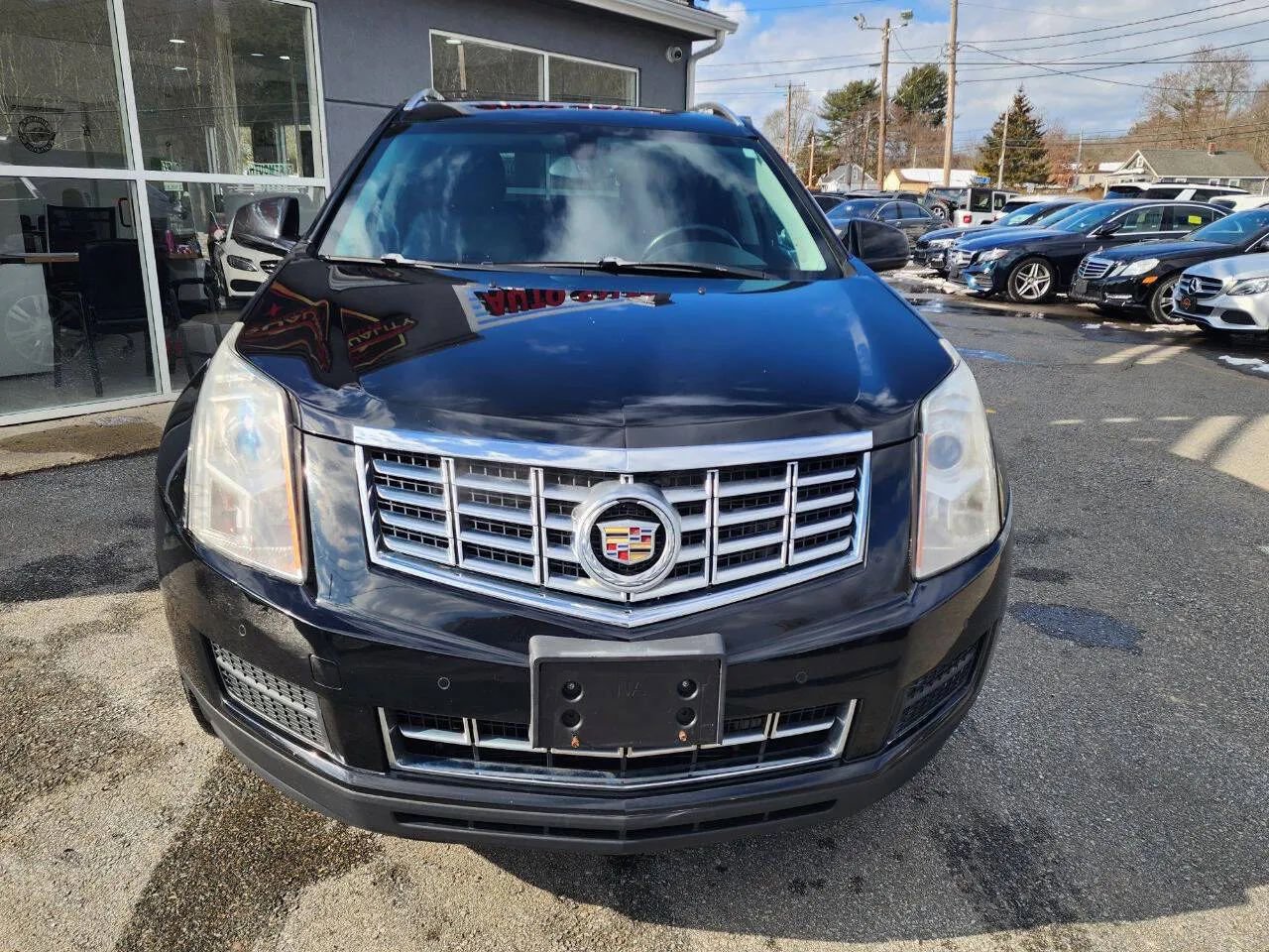 Used 2014 Cadillac SRX Luxury image 2