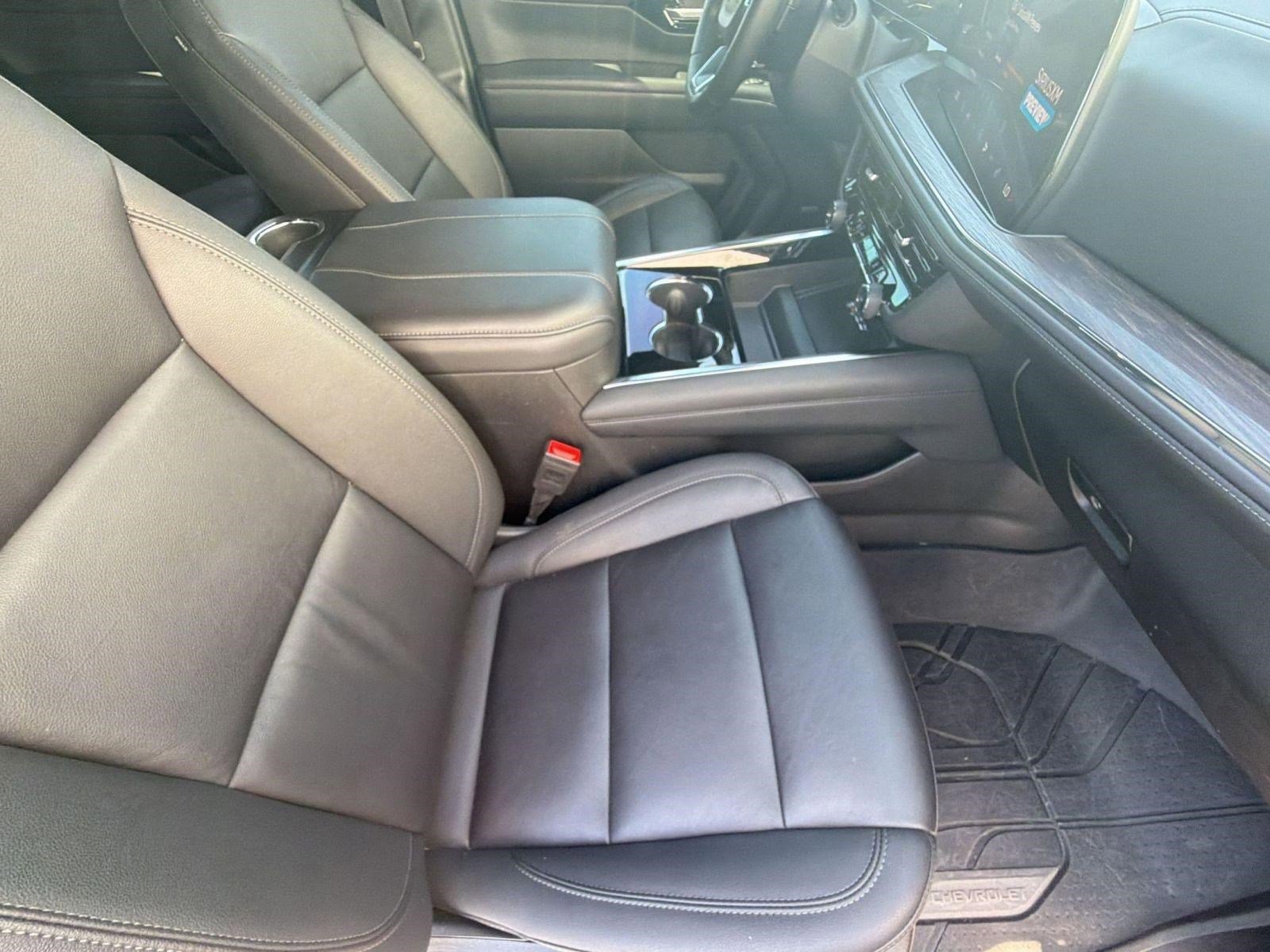 Used 2025 Chevrolet Tahoe Z71 w/ Comfort Package image 33