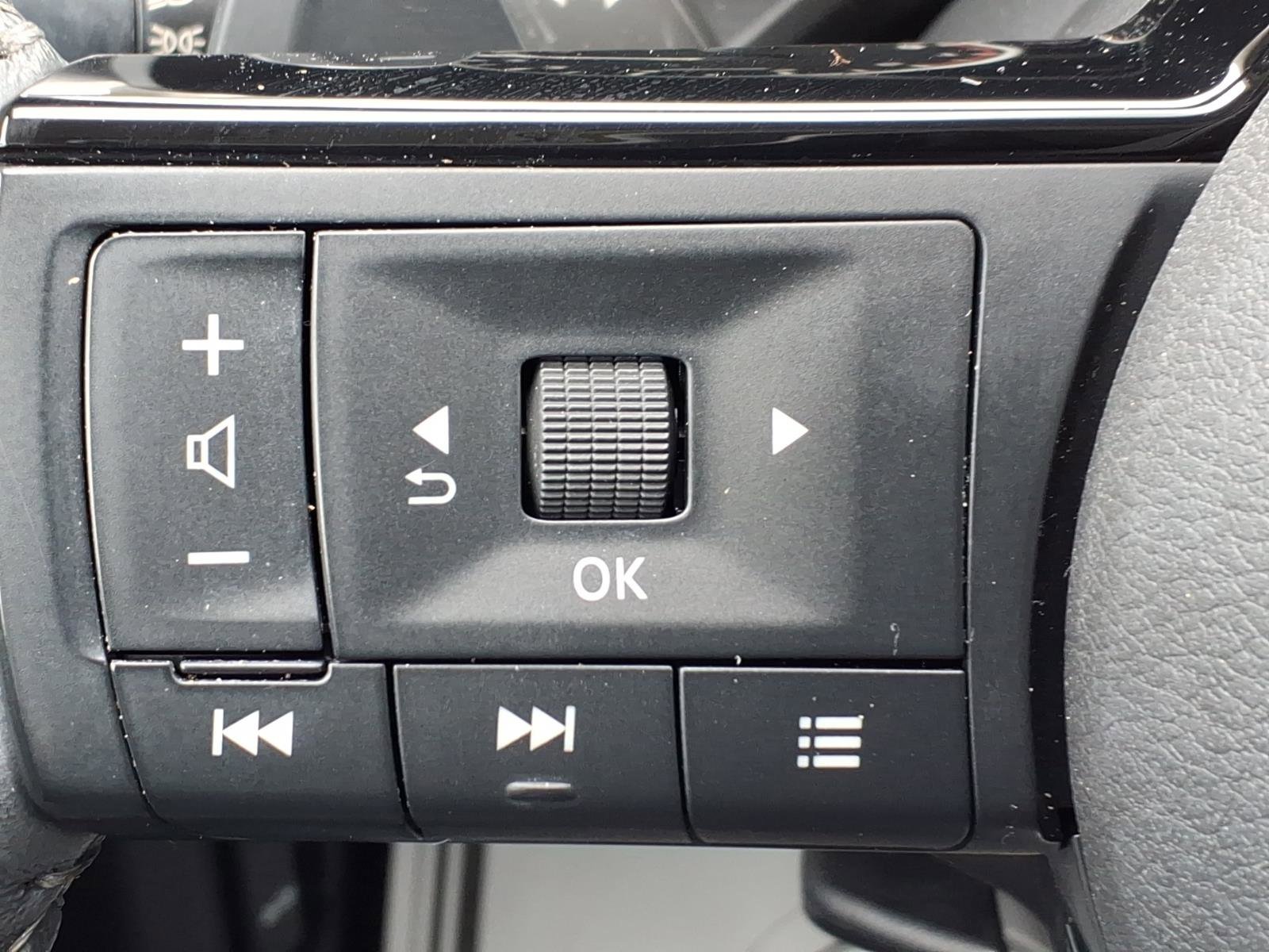 Certified 2023 Nissan Rogue SL image 32