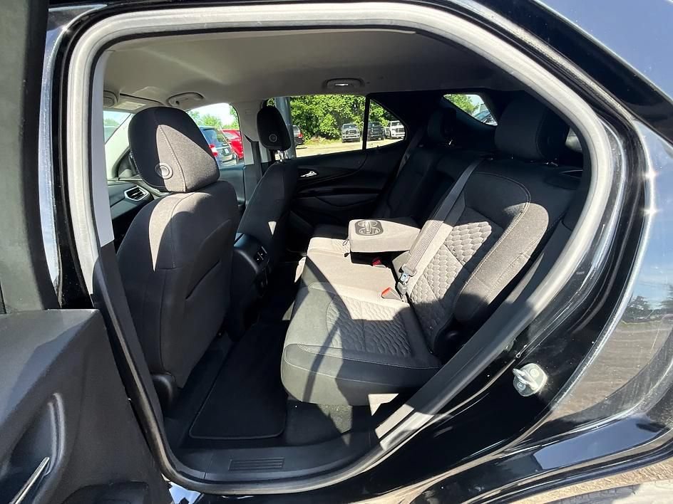 Used 2018 Chevrolet Equinox LT AWD/4WD image 28