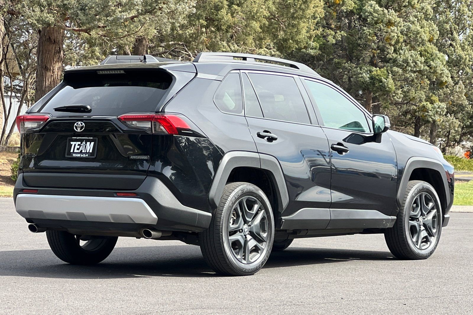 Used 2024 Toyota RAV4 Adventure image 4