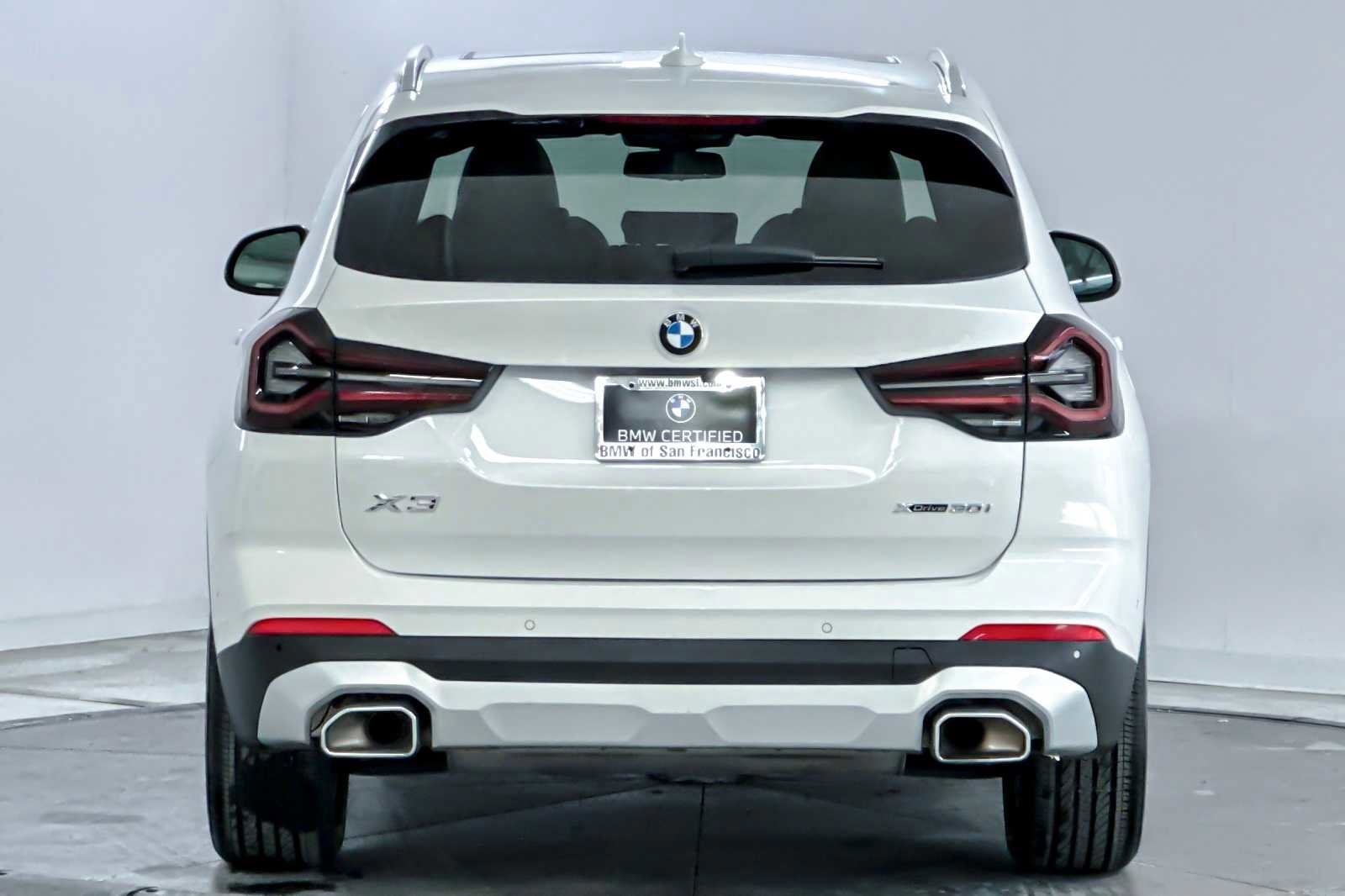 Used 2023 BMW X3 xDrive30i w/ Premium Package image 7