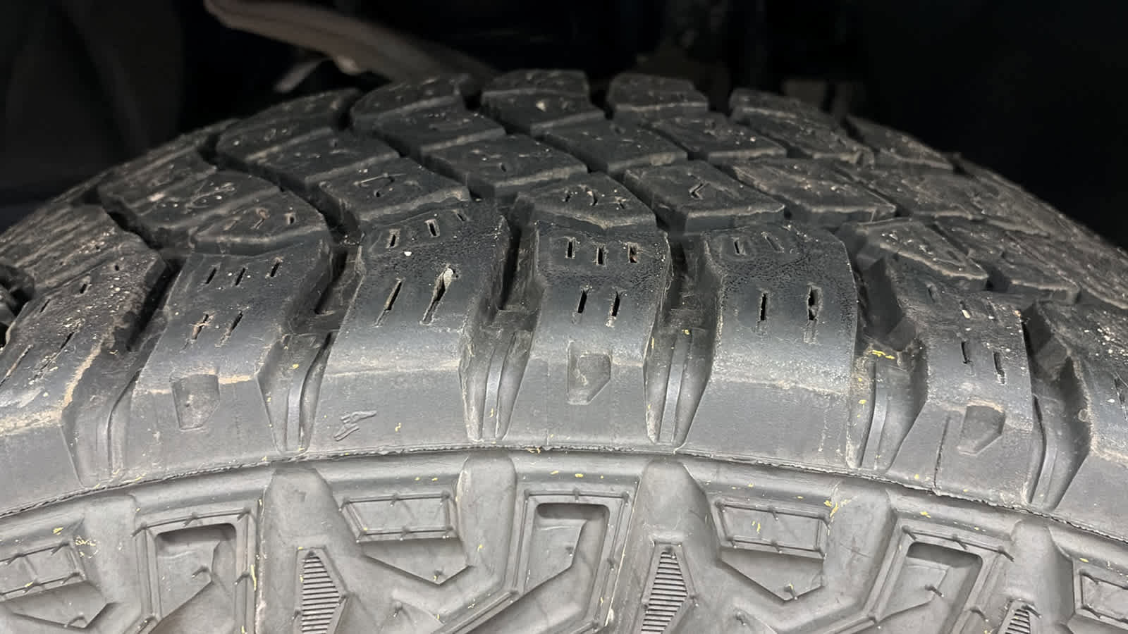 Used 2024 GMC Sierra 1500 AT4X AWD/4WD image 30