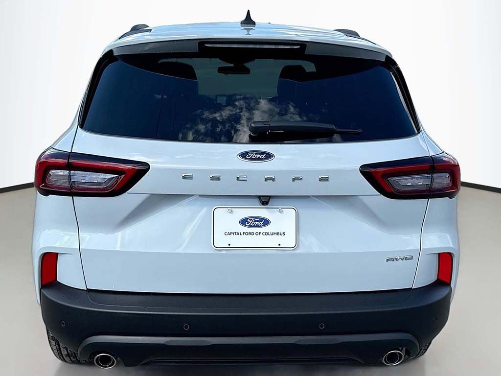 New 2026 Ford Escape ST-Line w/ Tech Pack #1 AWD/4WD image 11