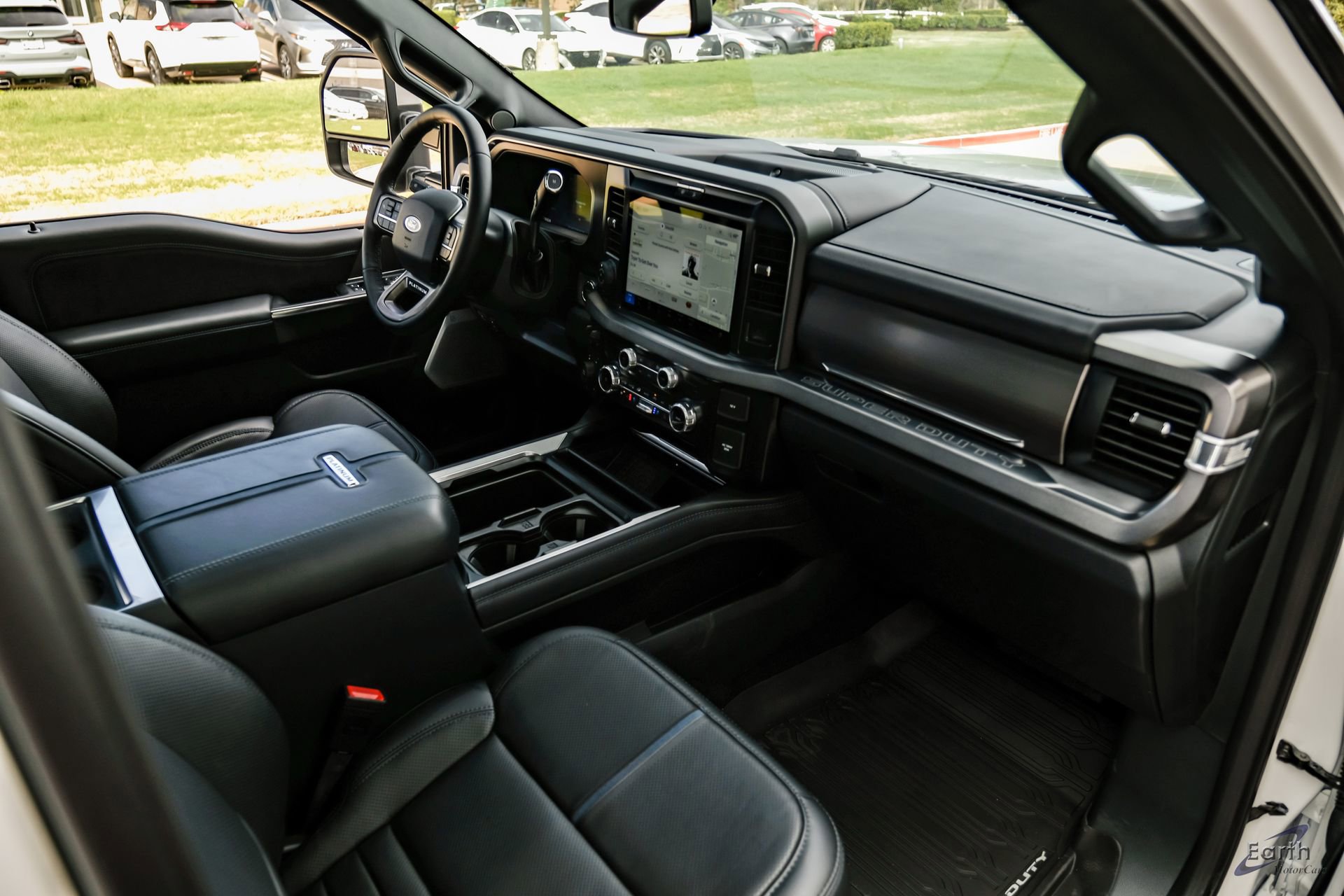 Used 2026 Ford F450 Platinum w/ FX4 Off-Road Package image 50