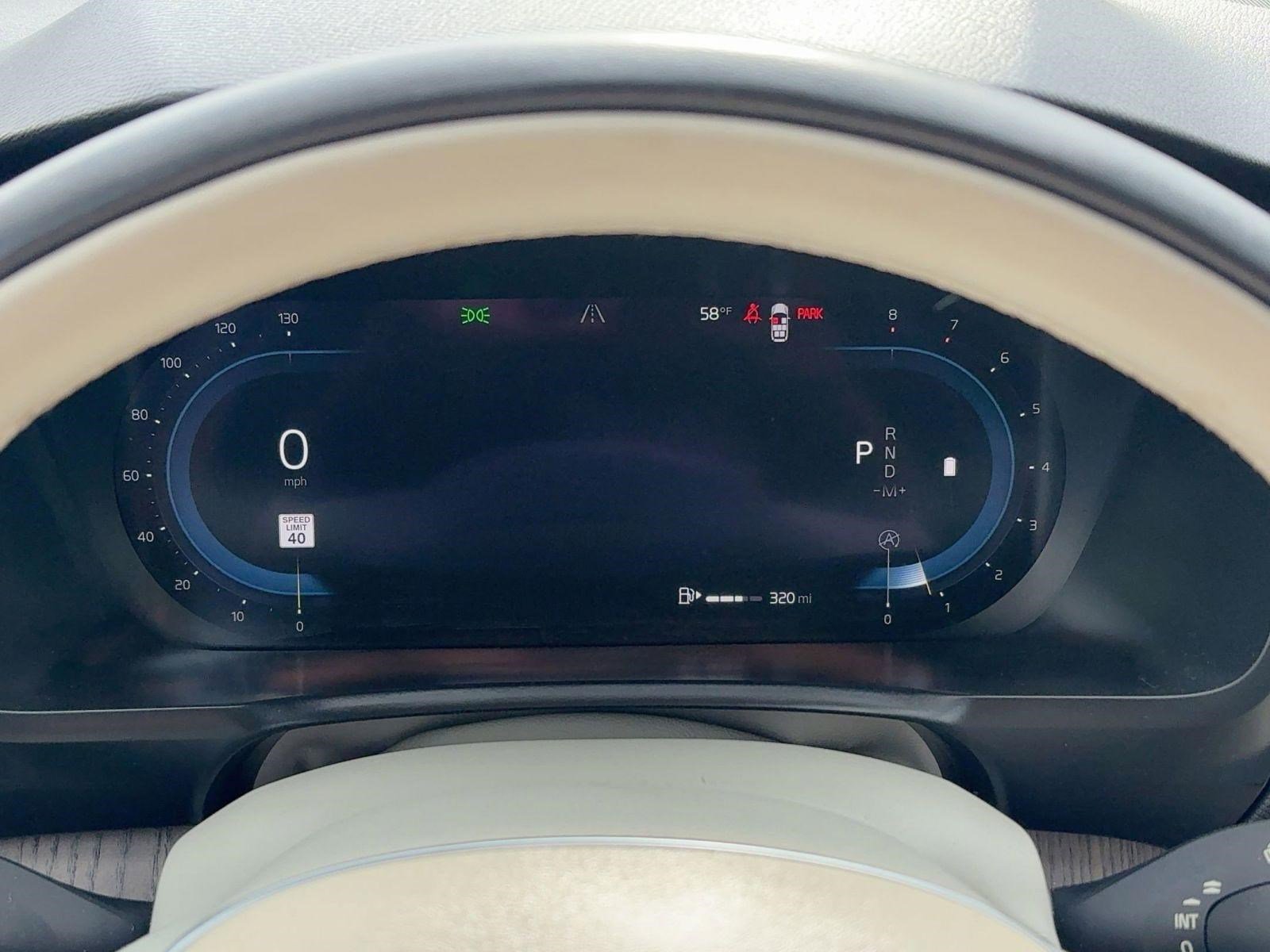 Certified 2023 Volvo XC90 B6 Plus w/ Protection Package image 18