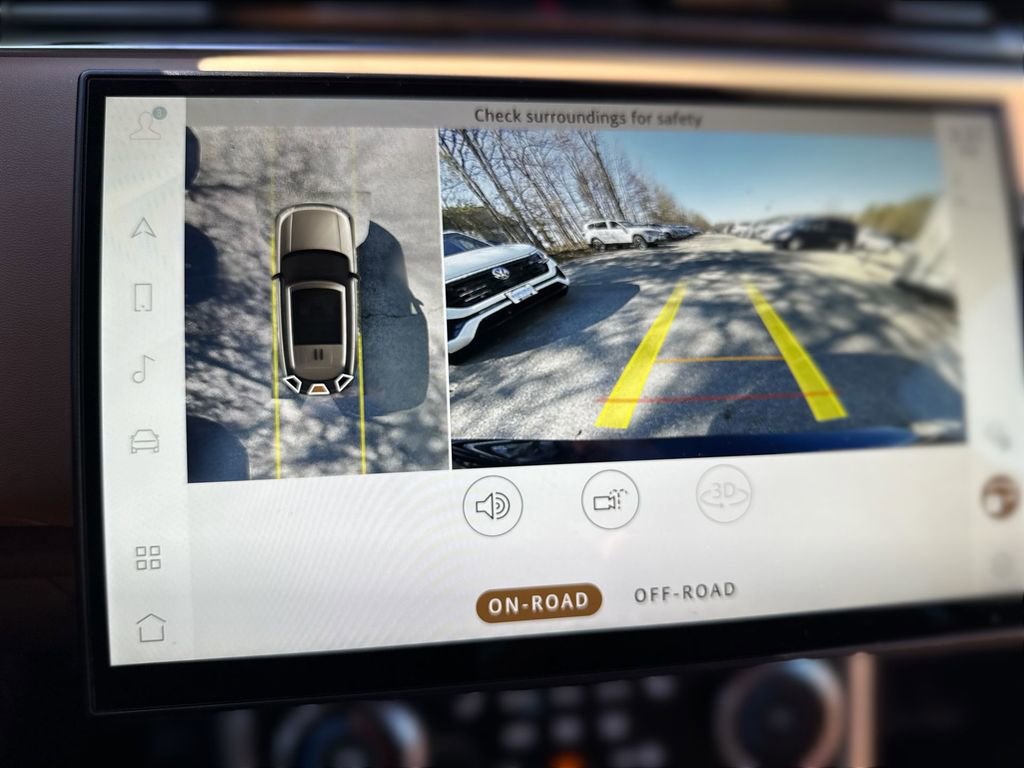 Used 2023 Land Rover Range Rover SE image 23