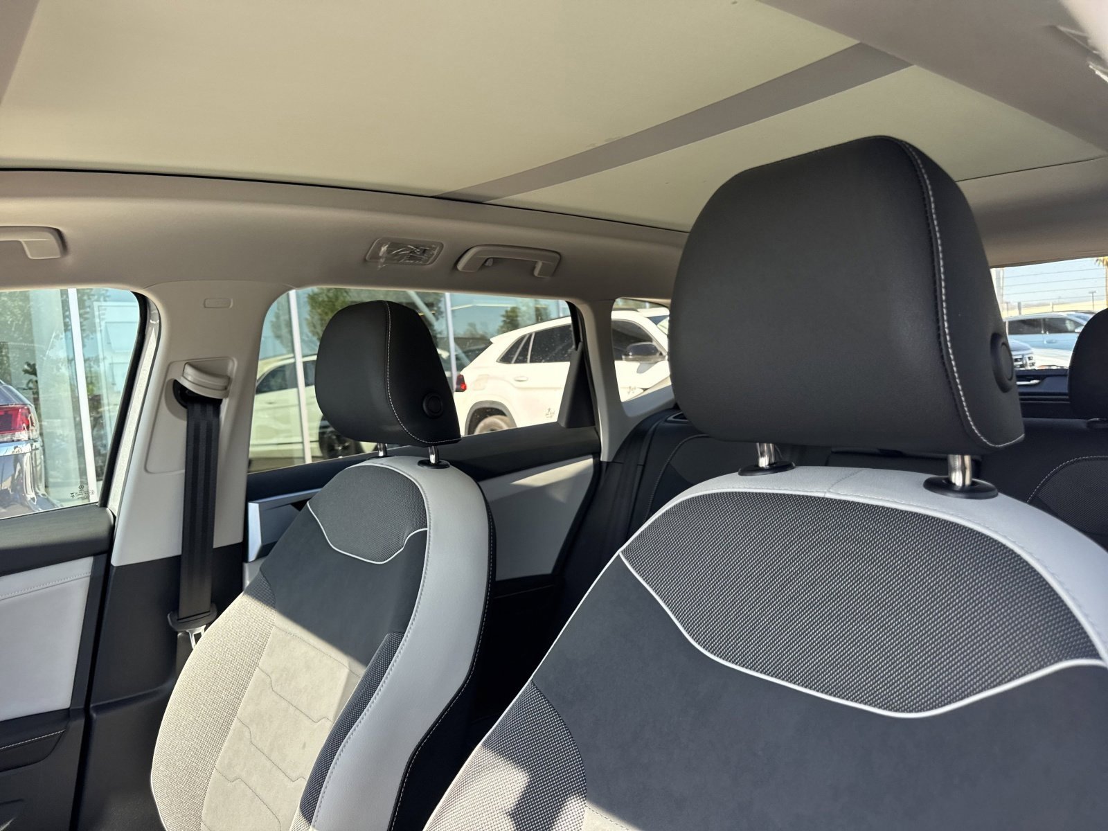 New 2026 Volkswagen Taos SE AWD/4WD image 14