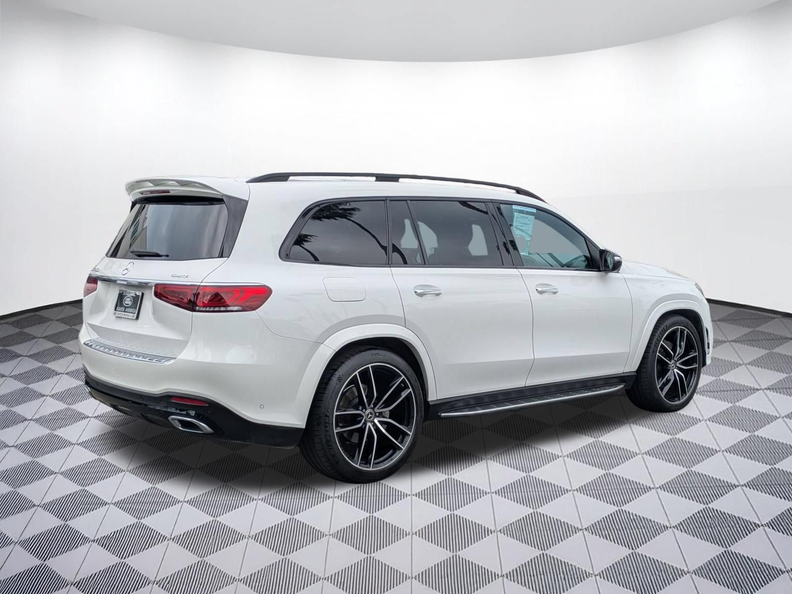 Used 2022 Mercedes-Benz GLS 450 4MATIC image 5