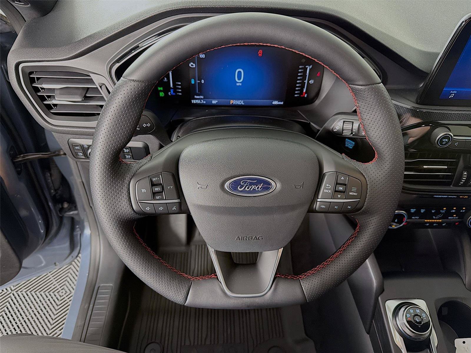 Used 2024 Ford Escape ST-Line Select AWD/4WD image 3