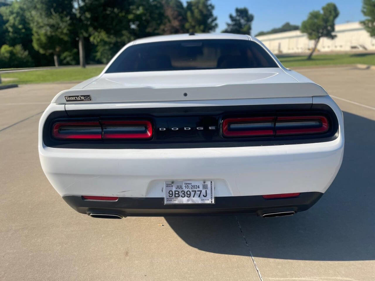 Used 2019 Dodge Challenger SXT RWD image 7
