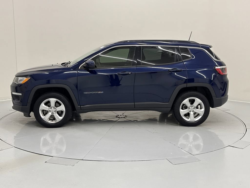 Used 2020 Jeep Compass Latitude w/ Cold Weather Group AWD/4WD image 3