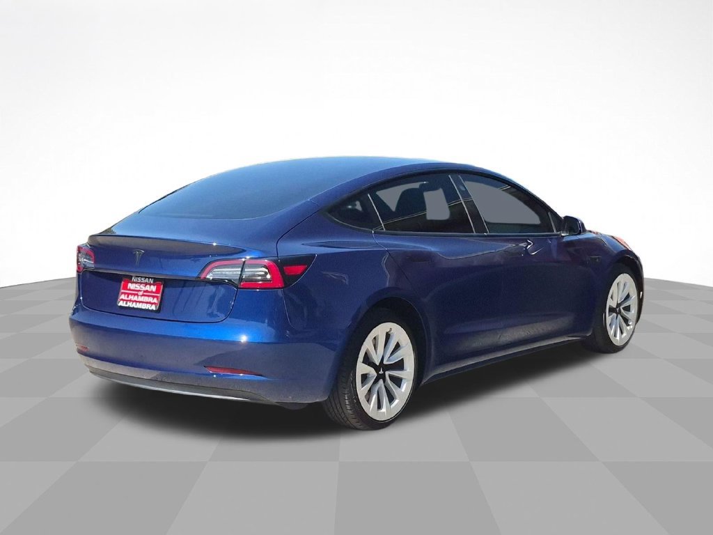 Used 2023 Tesla Model 3 Standard Range RWD image 5