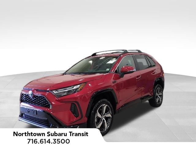 Used 2023 Toyota RAV4 SE w/ Weather & Moonroof Package AWD/4WD video 1