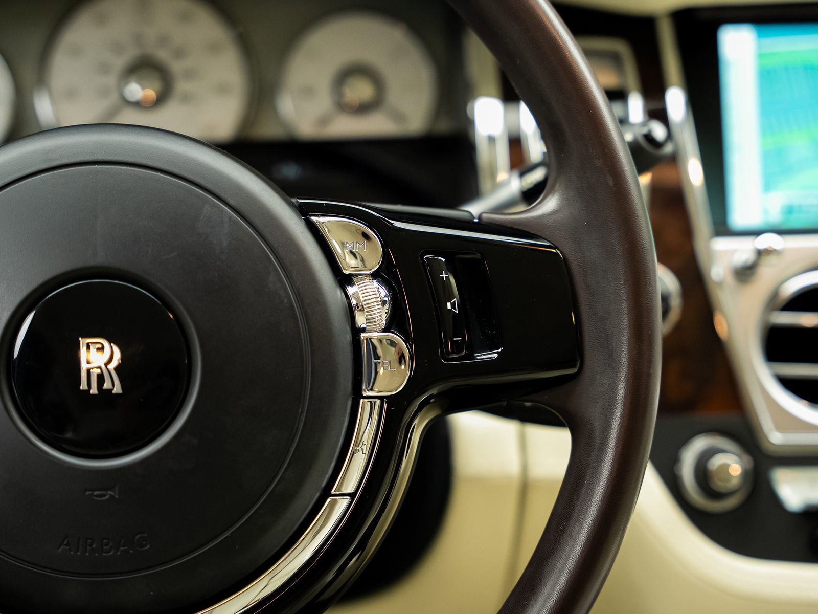 Used 2017 Rolls-Royce Ghost image 44