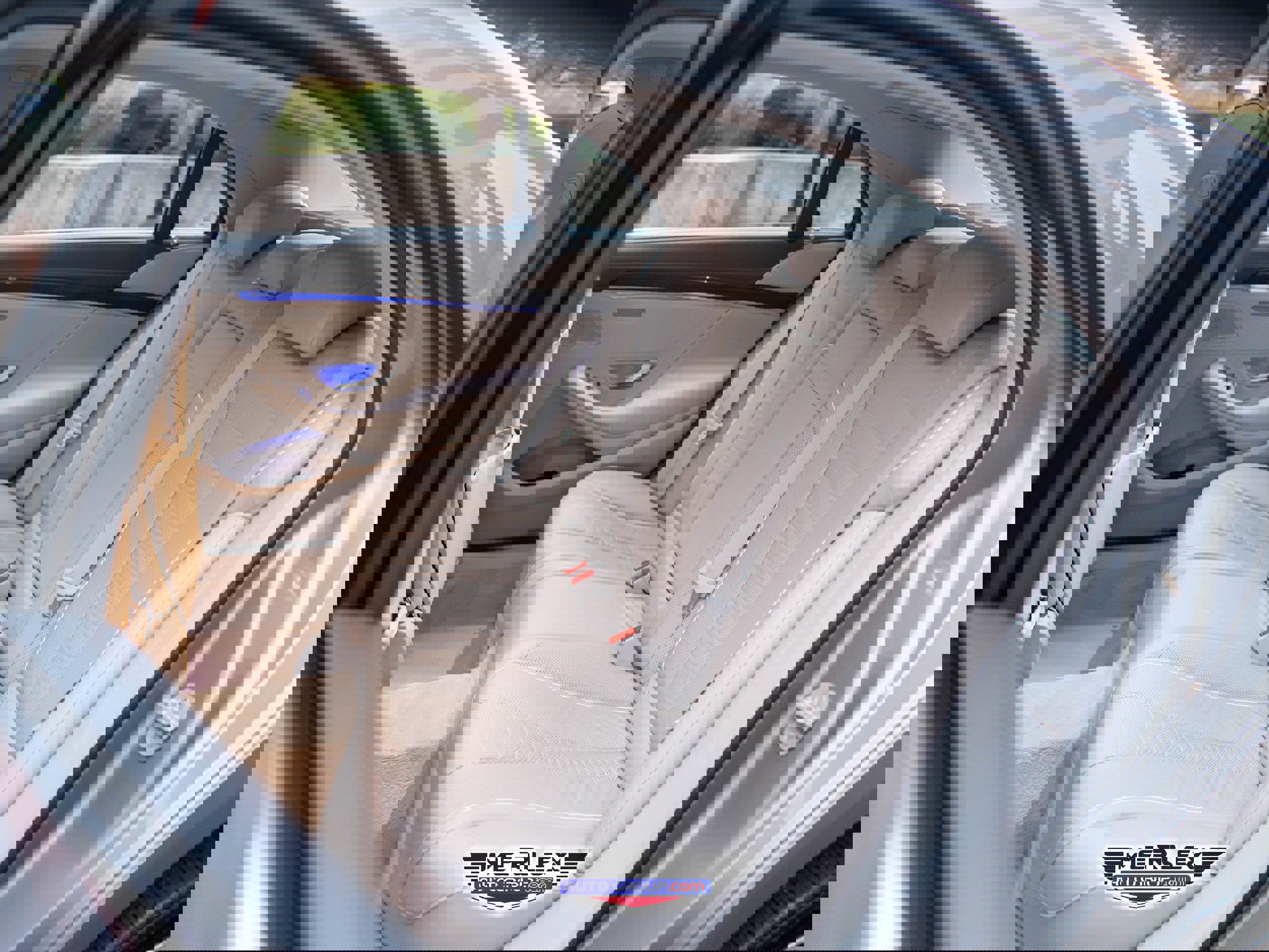 Used 2015 Mercedes-Benz S 550 Sedan w/ Sport Package w/ Sport Package image 20