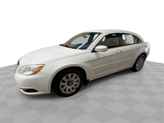 Used 2012 Chrysler 200 LX image 1