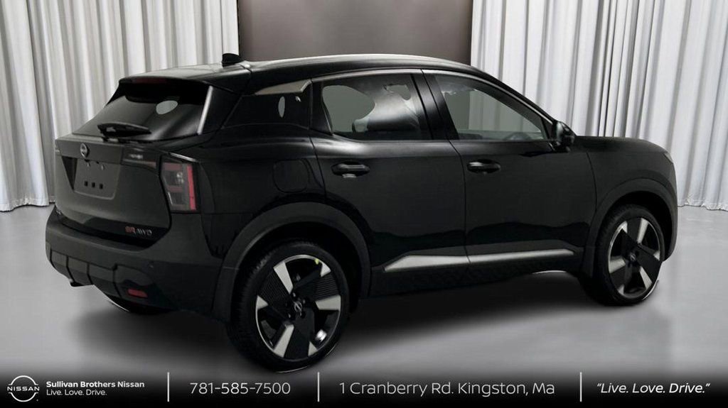 New 2025 Nissan Kicks SR w/ SR Premium Package image 4