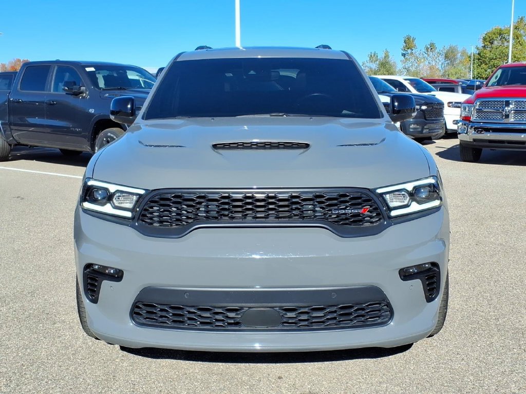 Used 2023 Dodge Durango R/T w/ Tow 'N Go Package AWD/4WD image 2