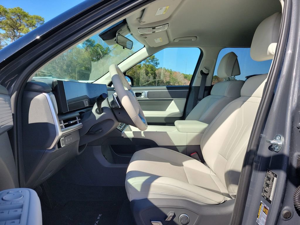 Certified 2025 Hyundai Santa Fe SEL image 20