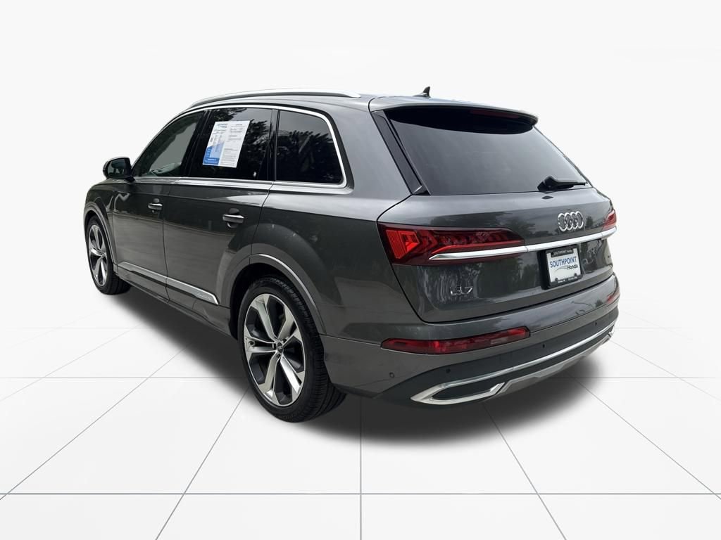 Used 2022 Audi Q7 3.0T Prestige AWD/4WD image 11