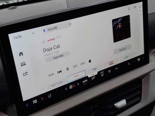 New 2026 Ford Explorer Active w/ Active Comfort Package image 17