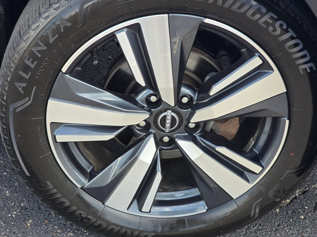 Used 2023 Nissan Rogue SL w/ SL Premium Package AWD/4WD image 10