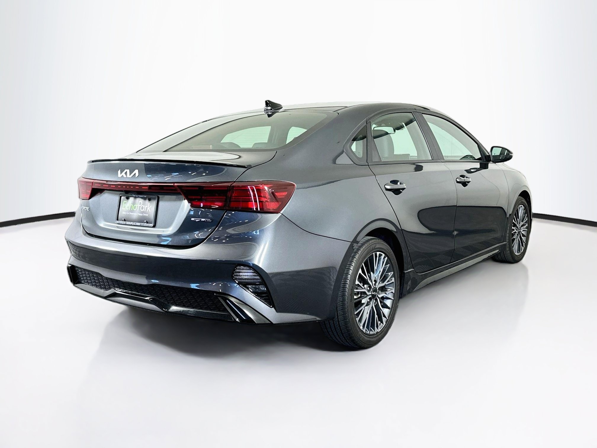Used 2024 Kia Forte GT-Line FWD image 9