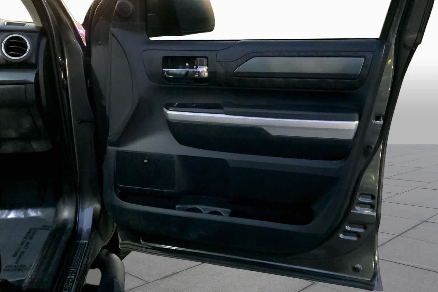Used 2015 Toyota Tundra Platinum RWD image 19