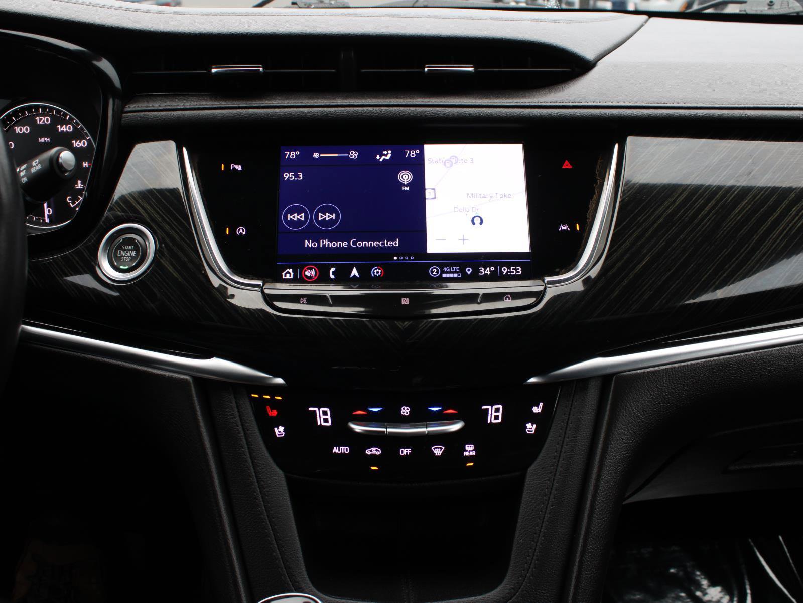 Used 2021 Cadillac XT6 Premium Luxury image 13