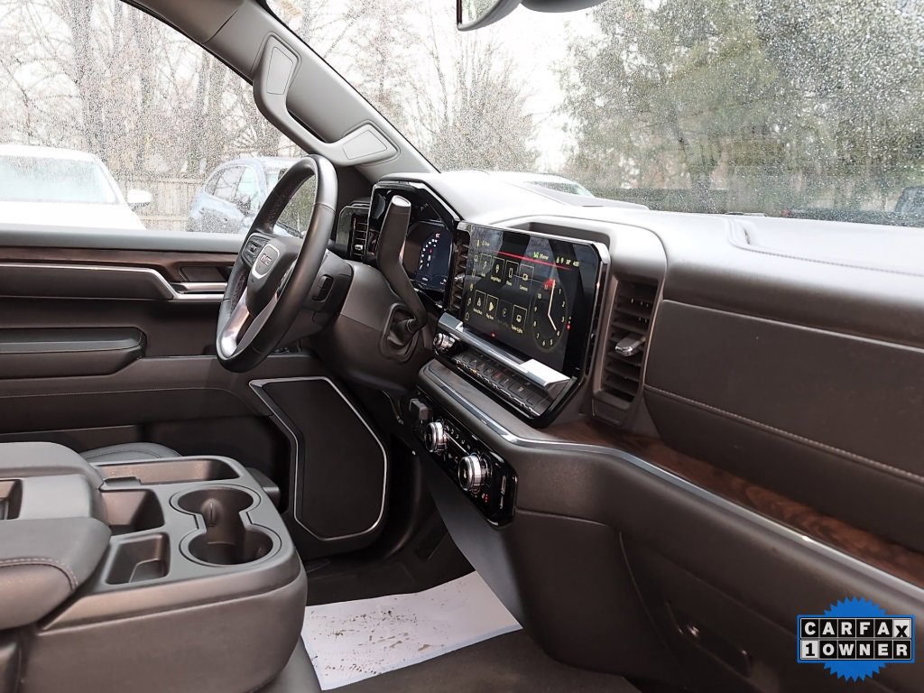 Used 2025 GMC Sierra 1500 SLT image 8