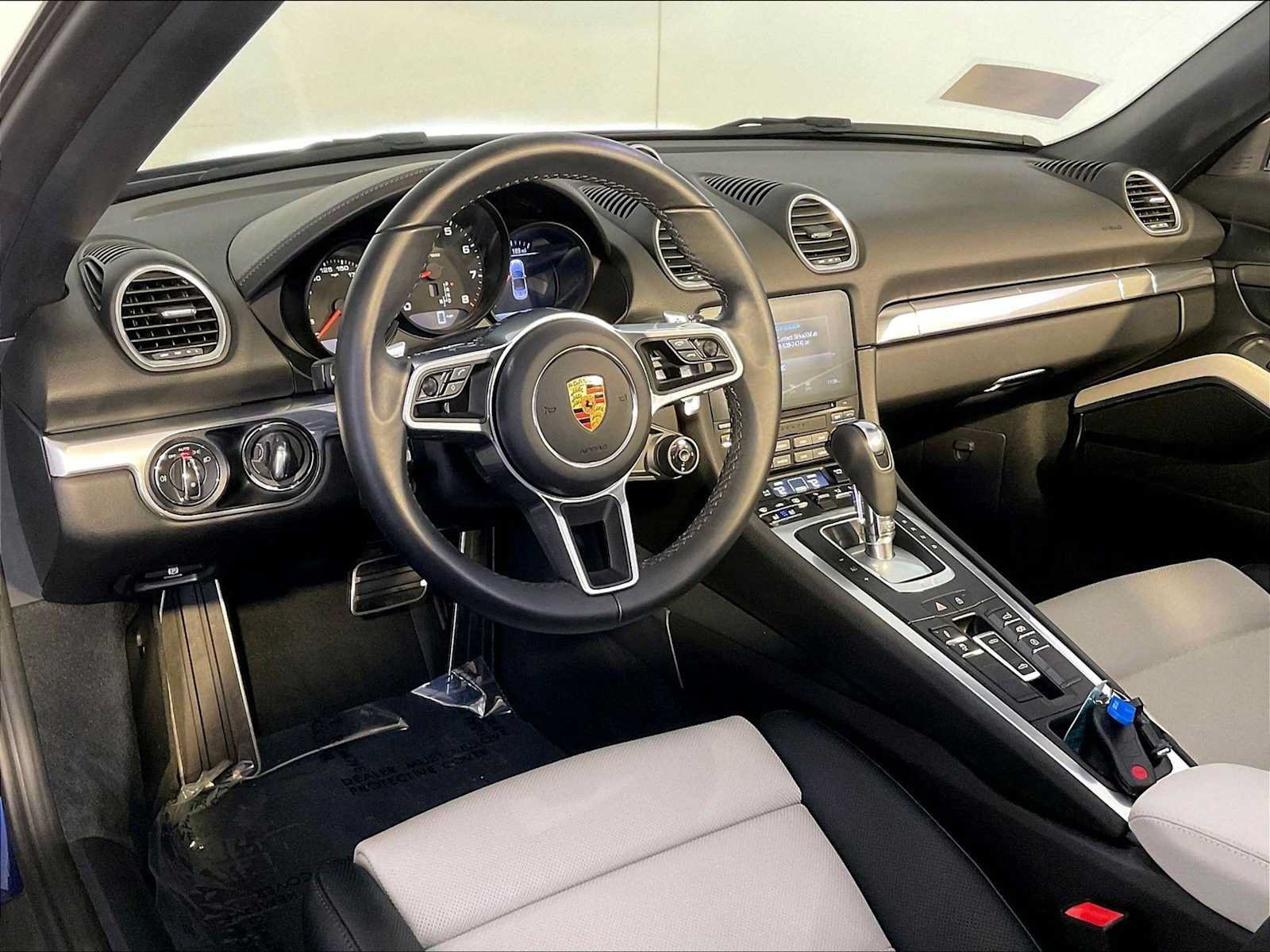 Certified 2022 Porsche 718 Boxster RWD image 4
