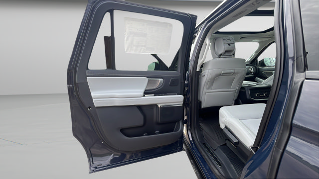 New 2027 Ford Expedition Max Platinum AWD/4WD image 21