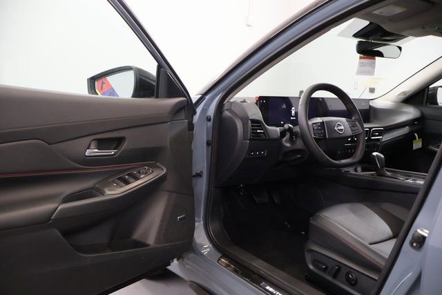 New 2026 Nissan Sentra SR w/ SR Premium Package image 8