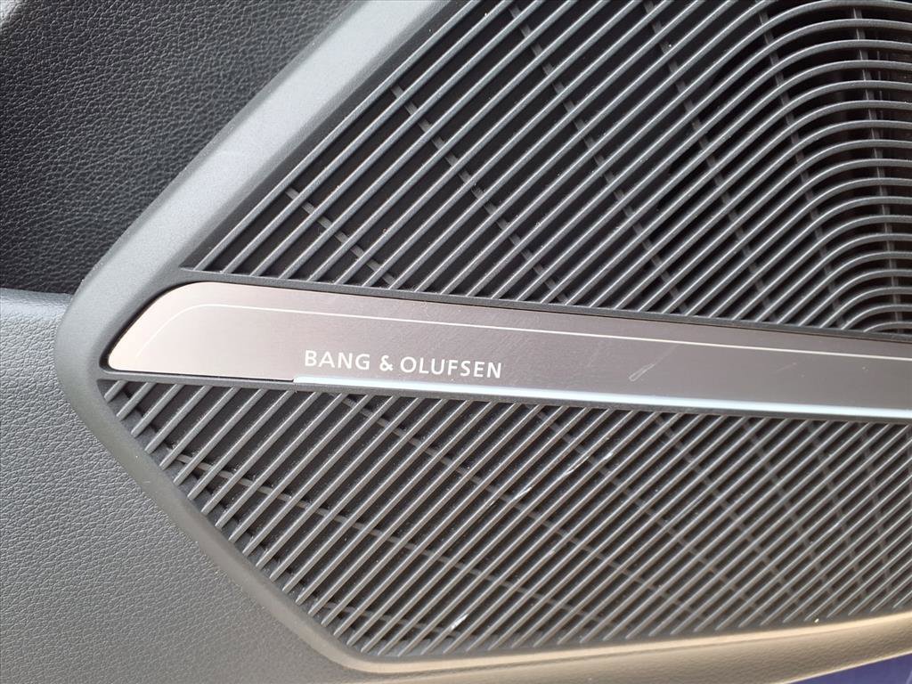 Used 2023 Audi SQ5 Prestige w/ Prestige Package image 21