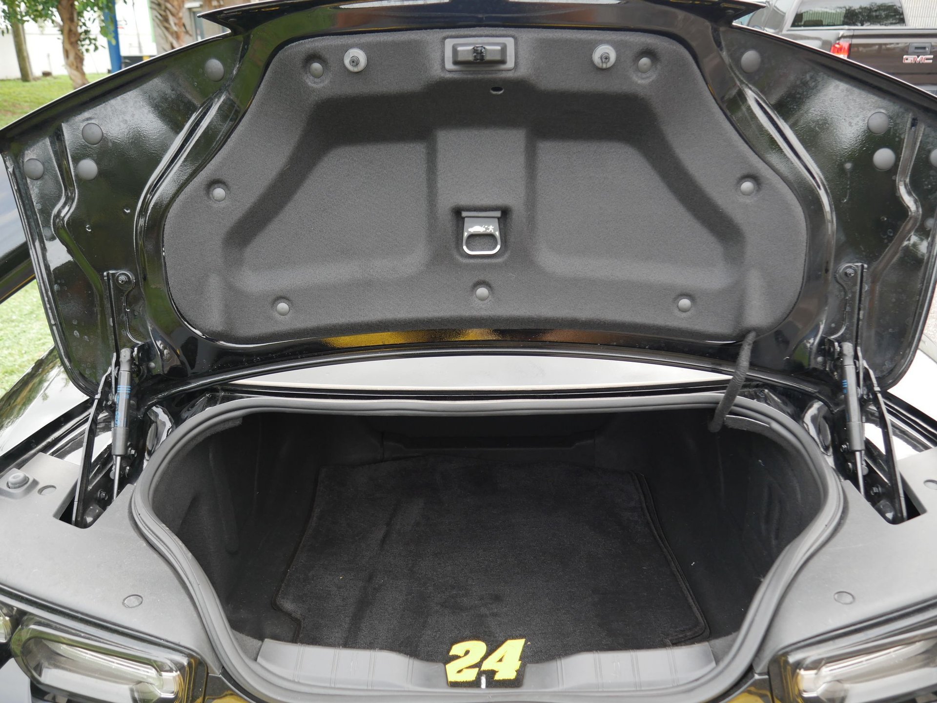 Used 2020 Chevrolet Camaro ZL1 RWD image 75