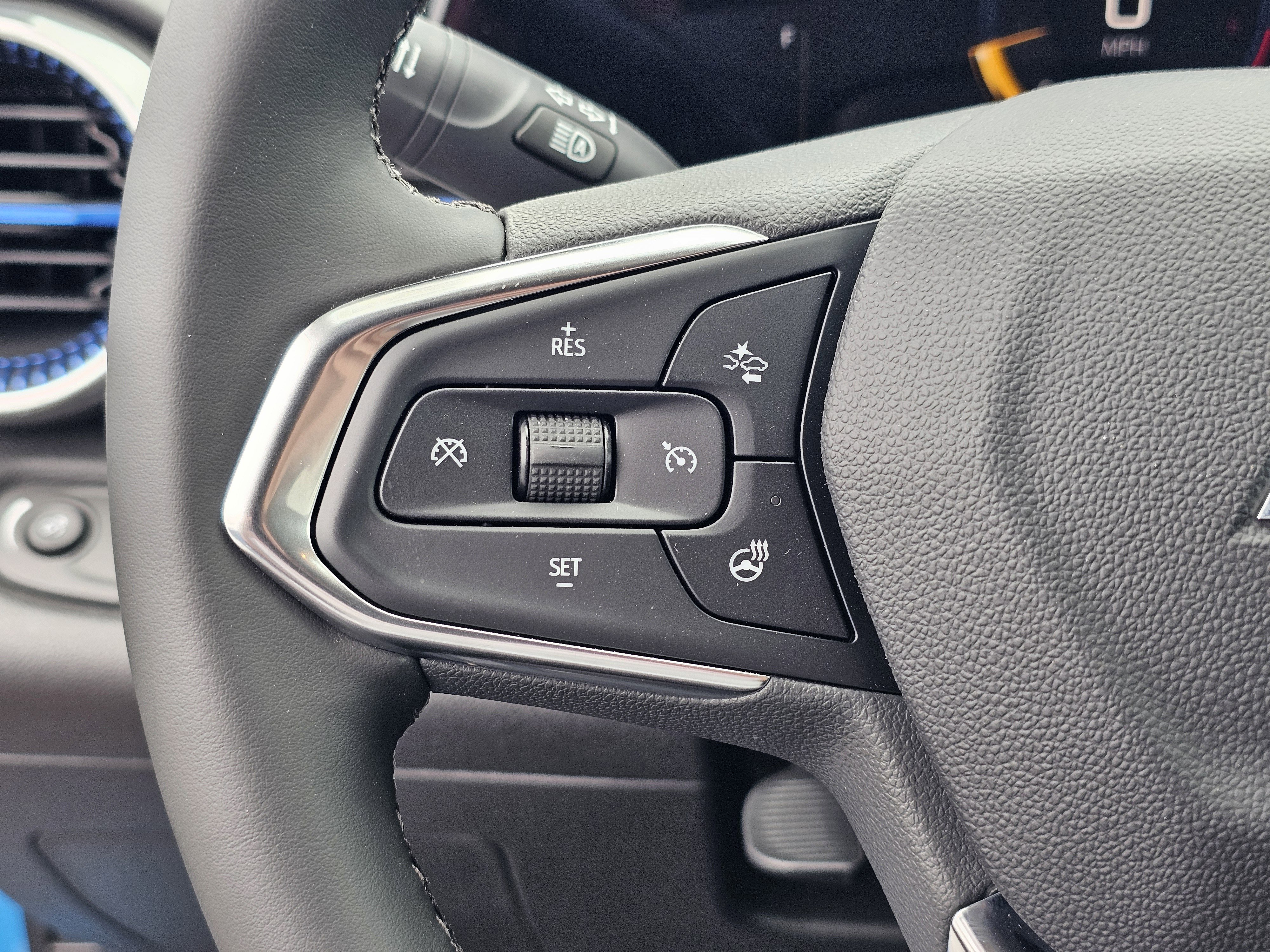 New 2026 Chevrolet Trax LT w/ Driver Confidence Package FWD image 23