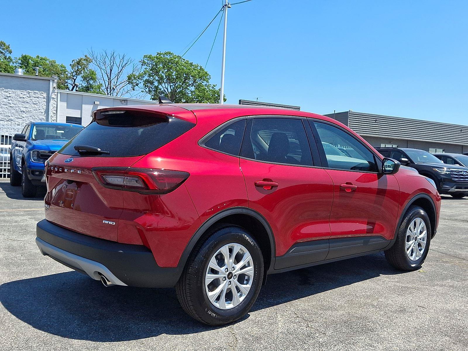 Used 2026 Ford Escape Active w/ Cold Weather Package AWD/4WD image 6