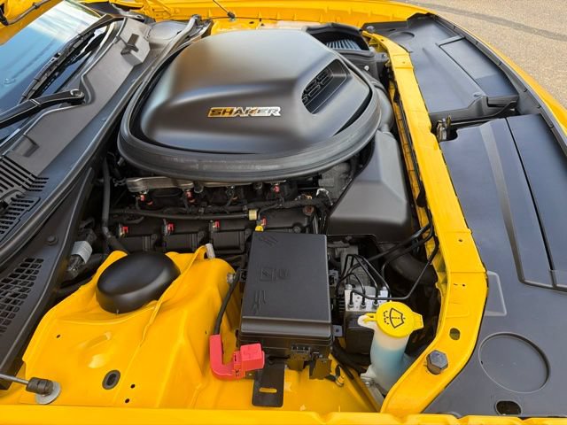 Used 2017 Dodge Challenger R/T Plus RWD image 33