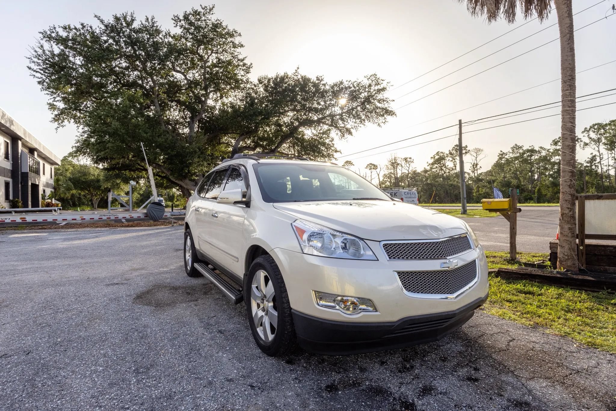 Used 2011 Chevrolet Traverse LTZ w/ LPO, 'HIT The Road' Package FWD image 7