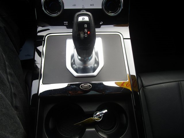 Used 2021 Land Rover Range Rover Evoque R-Dynamic SE image 16