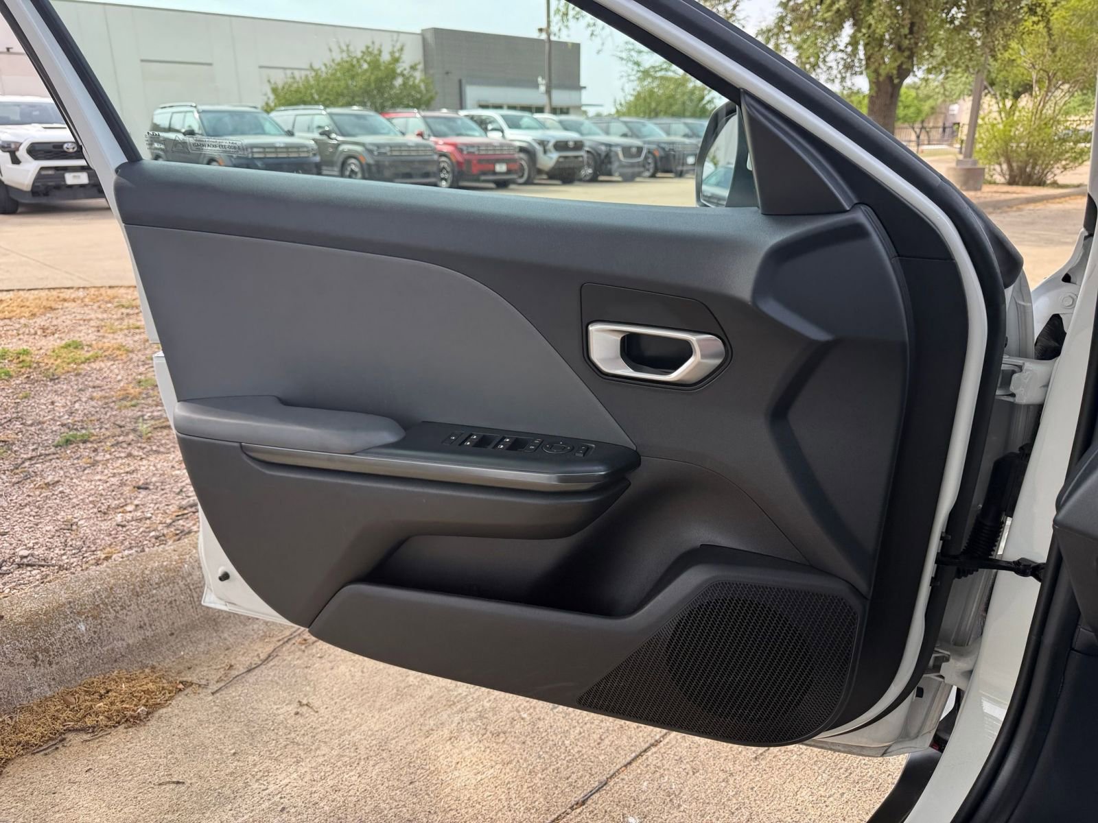 Used 2025 Kia K4 FWD image 18